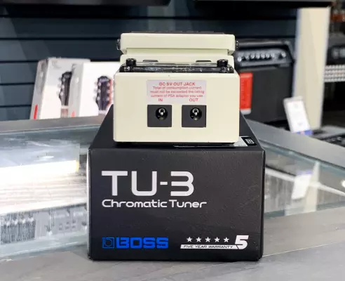 BOSS - Chromatic Tuner 3